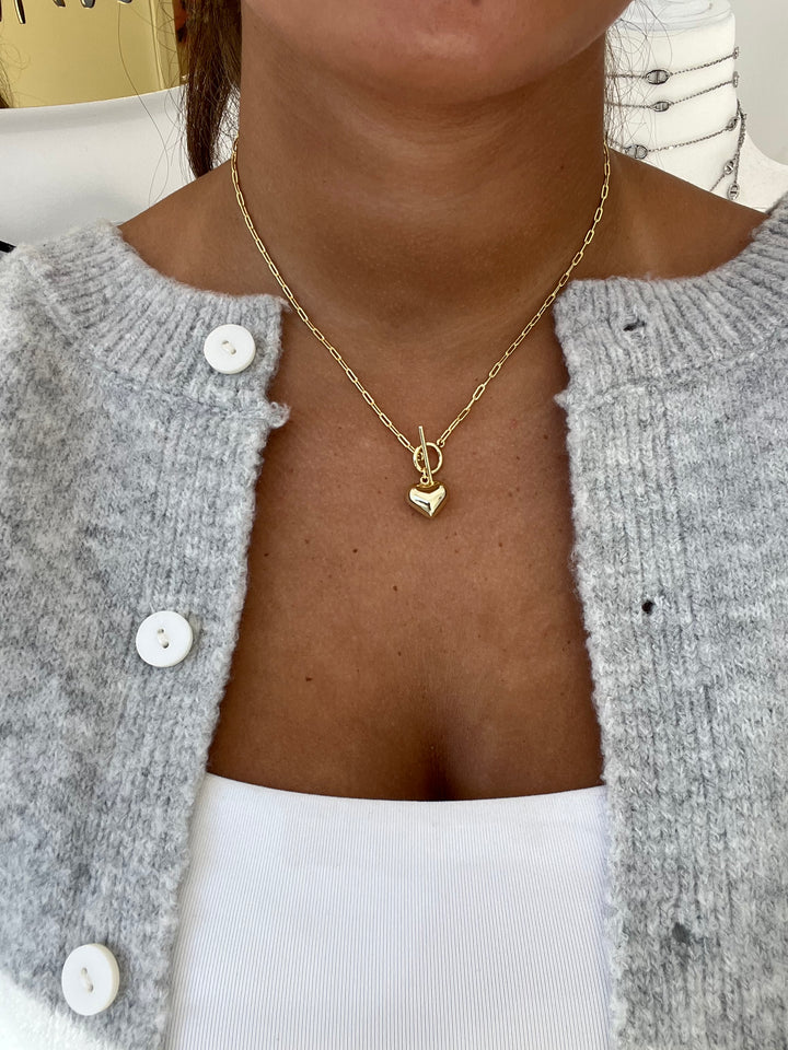 PUFFY HEART TOGGLE NECKLACE