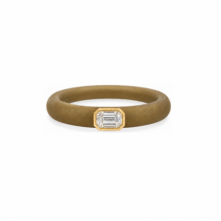 RUBBER BEZEL CZ RING