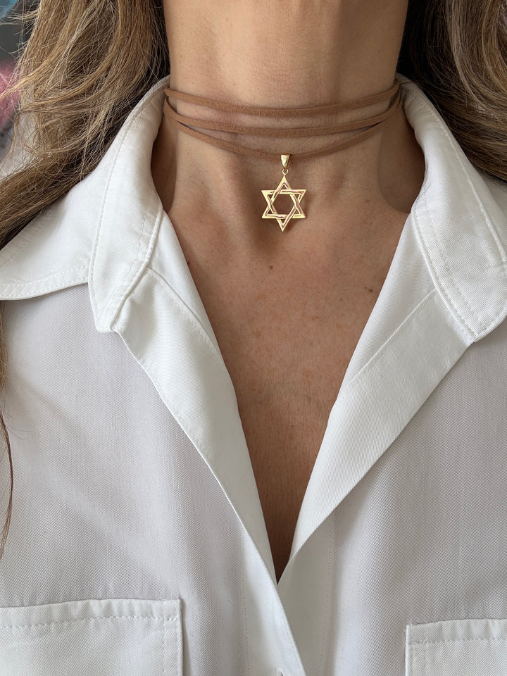CORD WRAP LARGE STAR OF DAVID CHOKER