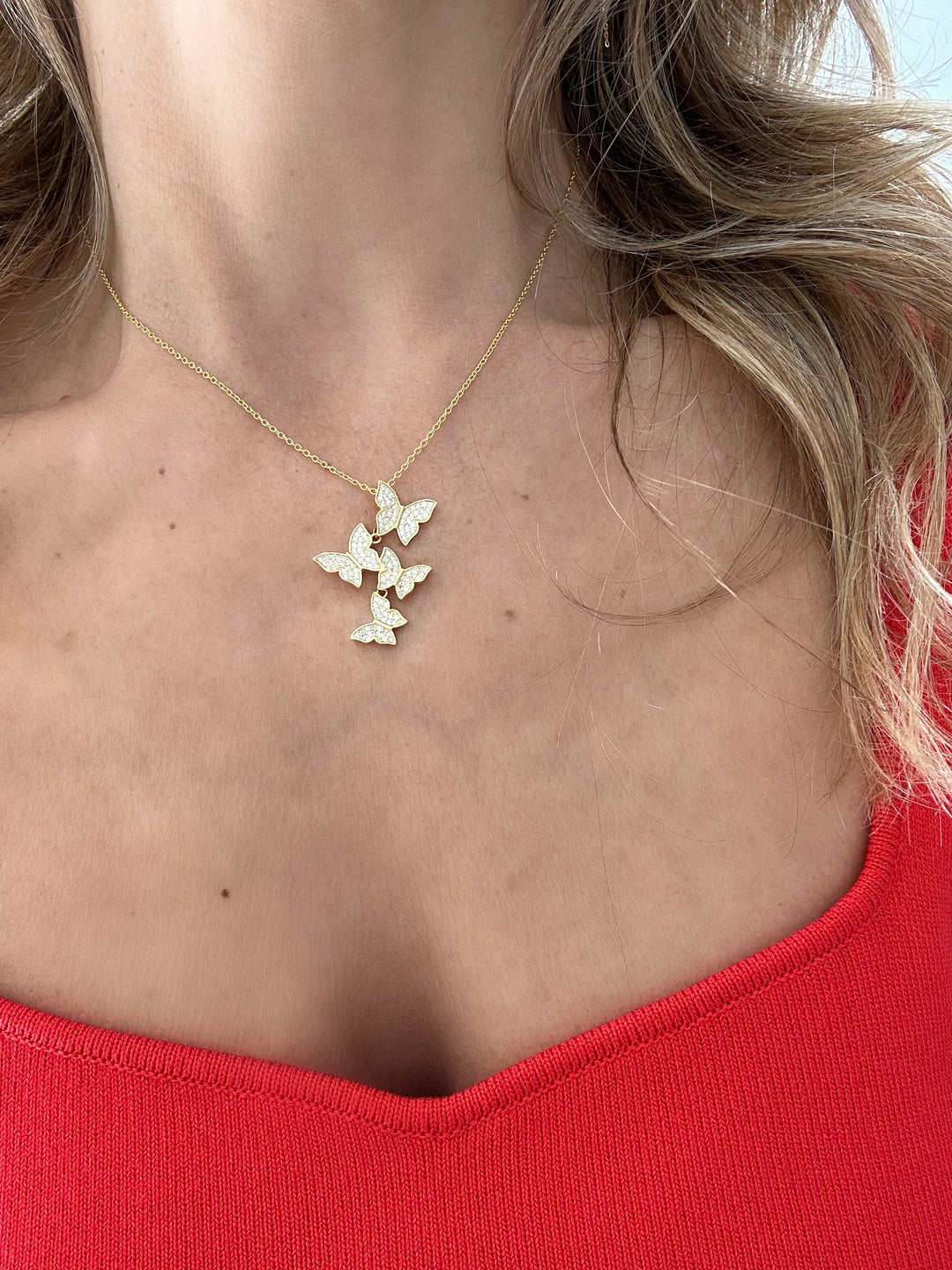 Floating butterflies necklace