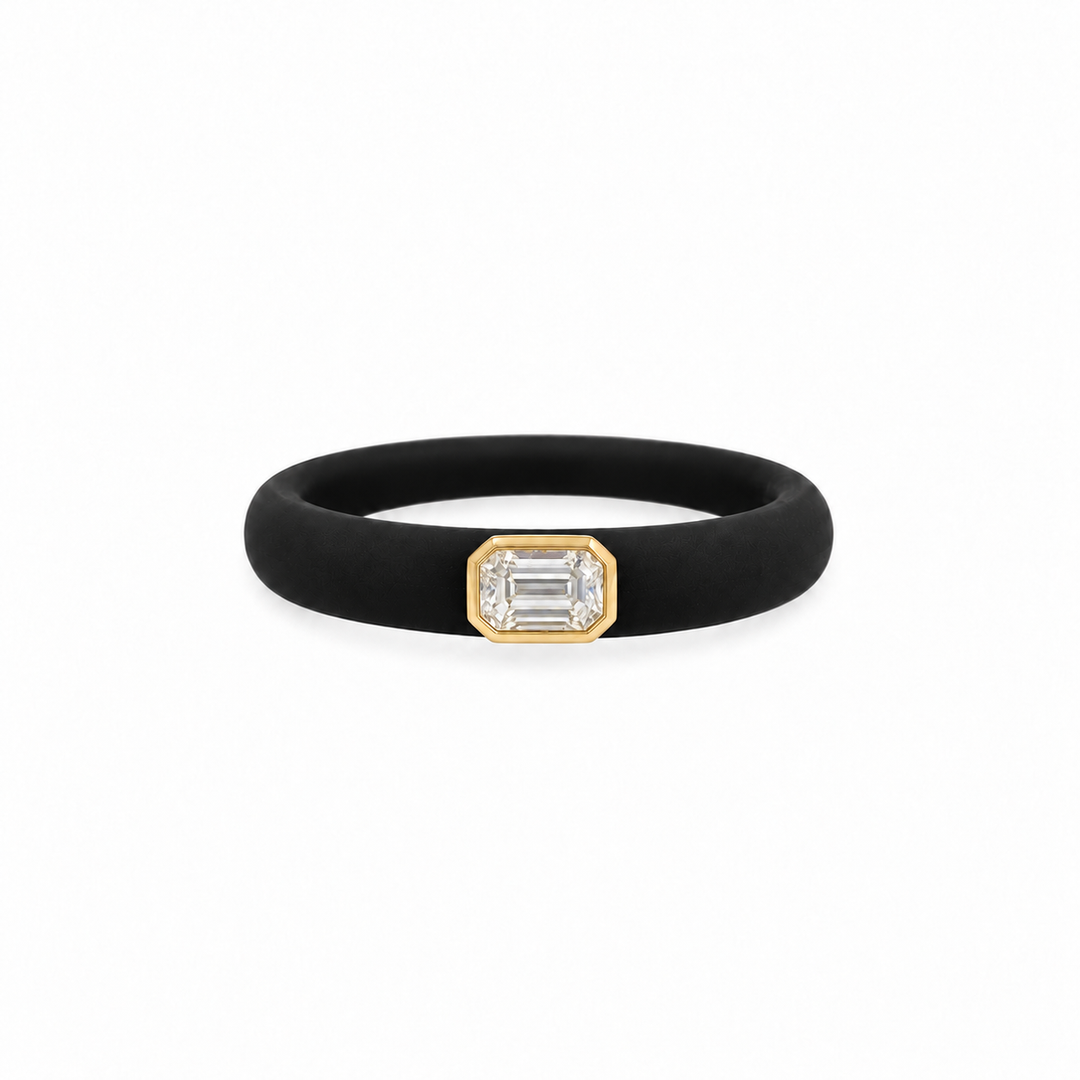 RUBBER BEZEL CZ RING