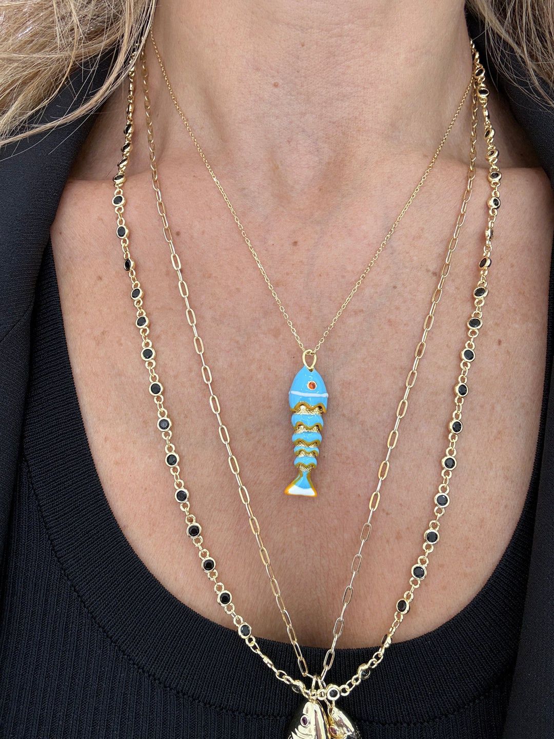 SINGLE ENAMEL FISH NECKLACE
