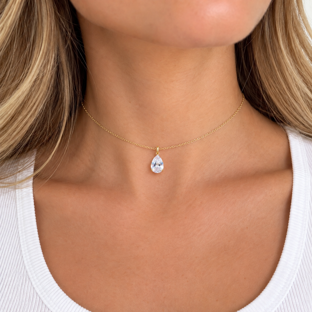 PEAR SOLITAIRE NECKLACE