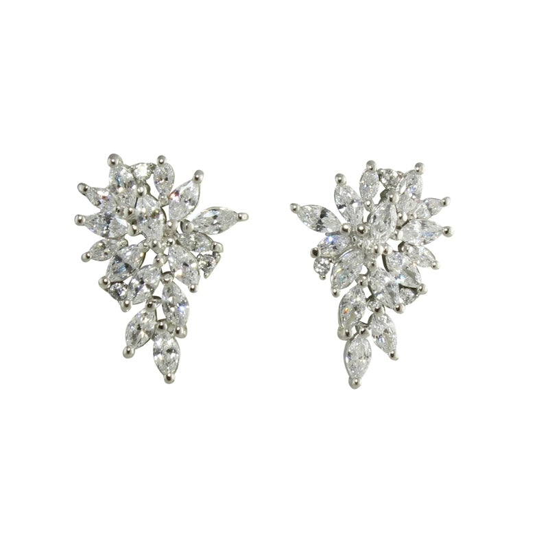 CLUSTER STUD EARRINGS
