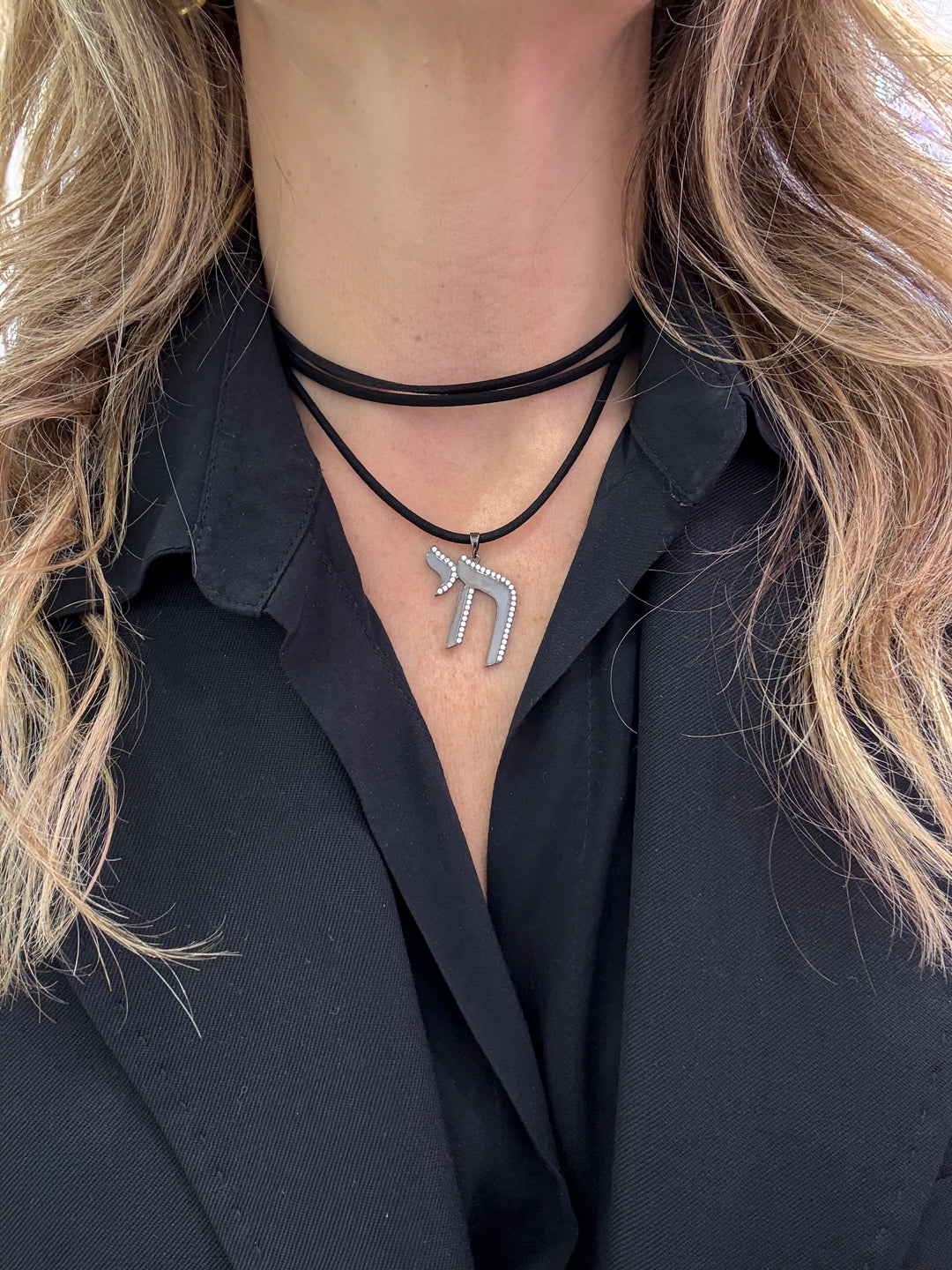 WRAP CORD LARGE CHAI NECKLACE