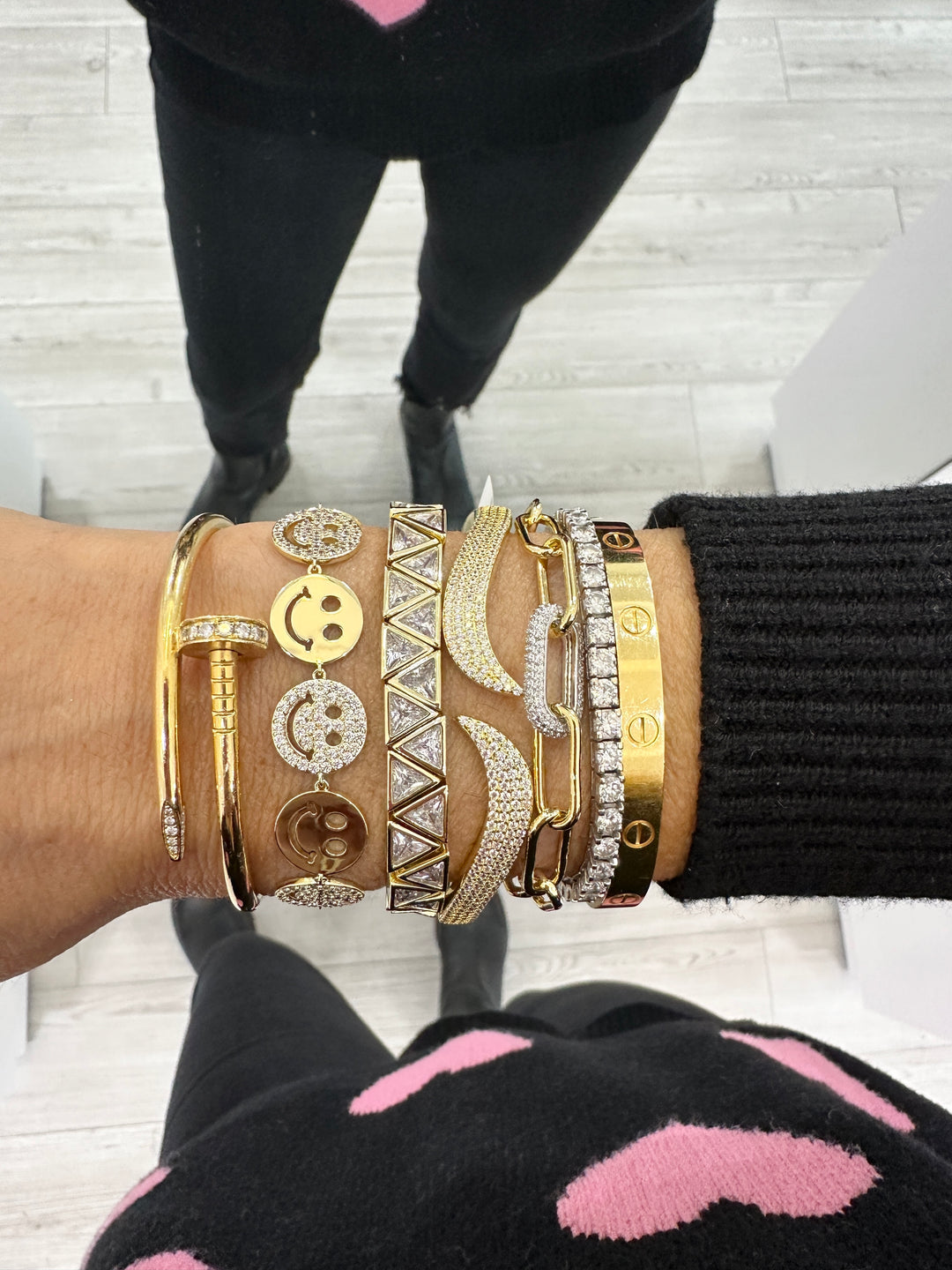 GOLD SMILEY FACE BRACELET