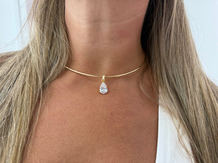 HARD WIRE PENDANT NECKLACE