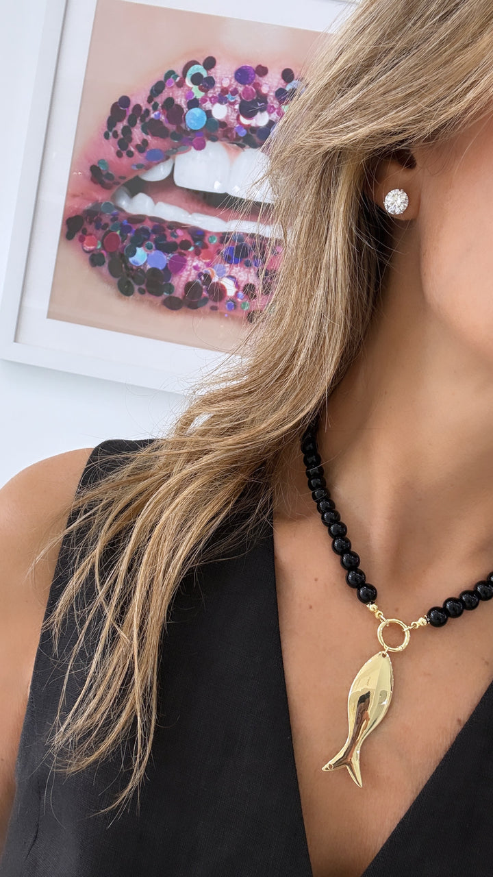 FLAT GOLDFISH BEAD NECKLACE