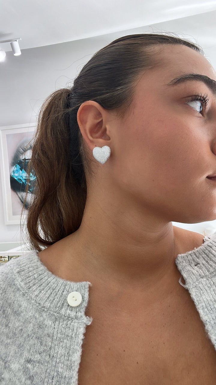 PAVÈ DOME HEART STUD EARRINGS