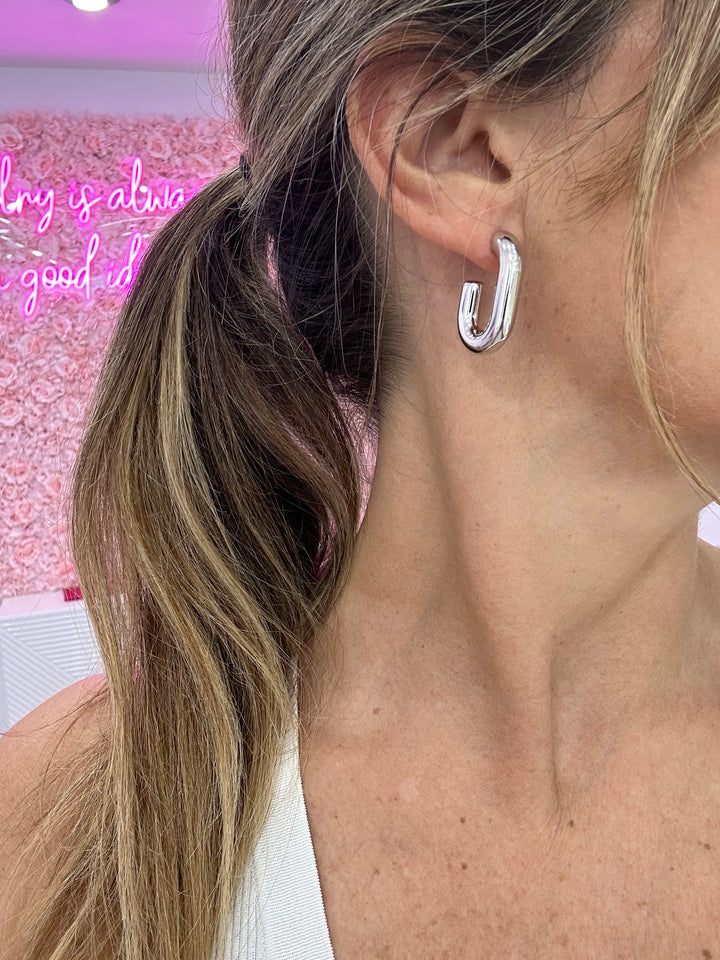 OPEN PUFFED RECTANGLE HOOP EARRINGS
