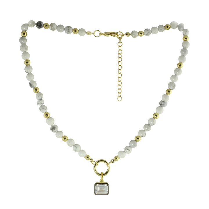 WHITE NECKLACE WITH EMERALD CUT CENTER