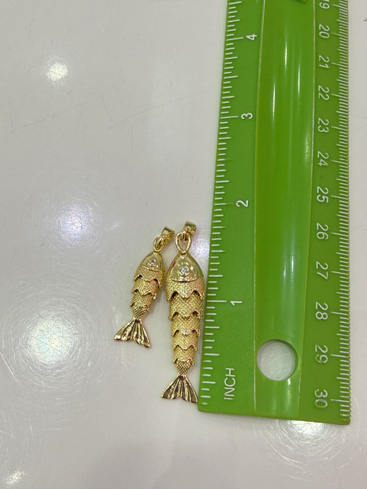 DOUBLE FISH LINK NECKLACE