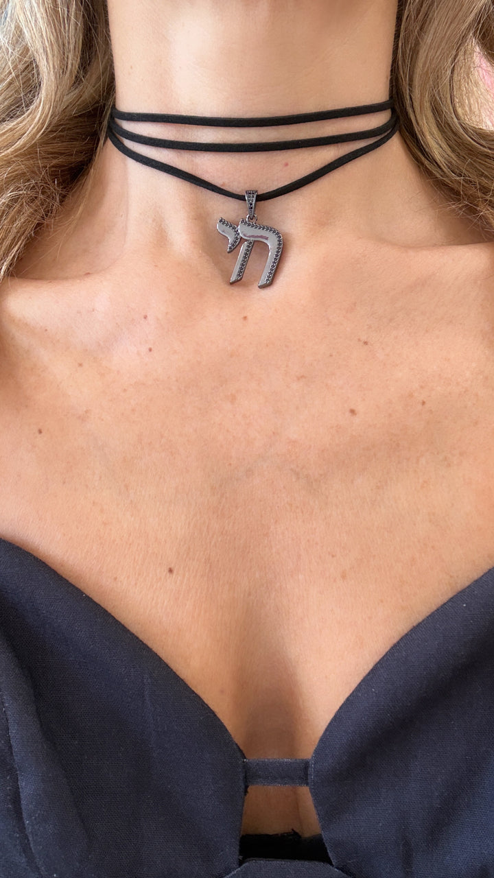 BLACK CHAI SUEDE WRAP CHOKER