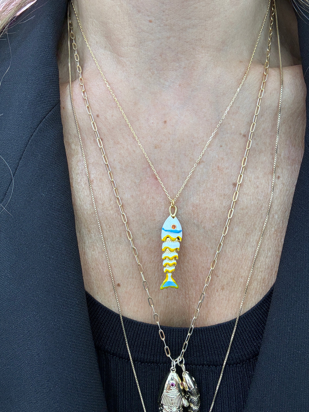 SINGLE ENAMEL FISH NECKLACE