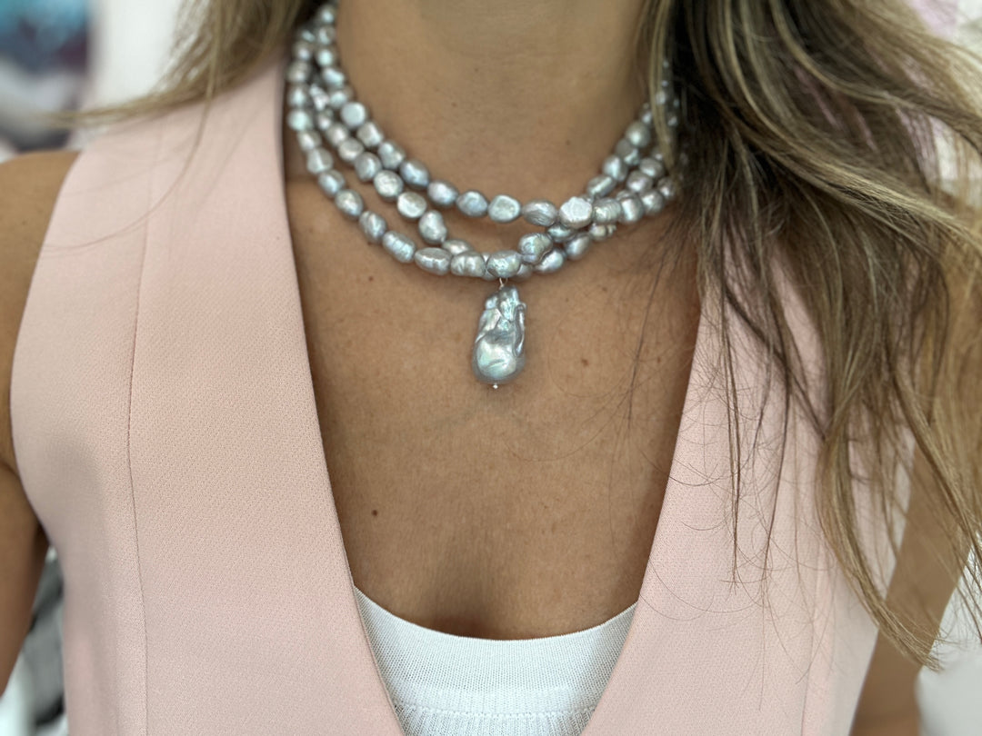 TRIPLE ROW PEARL / AQUAMARINE DROP NECKLACE