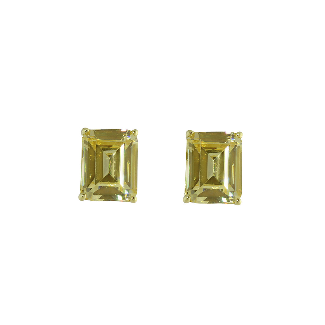 RADIANT CUT DIAMOND STUD EARRINGS.