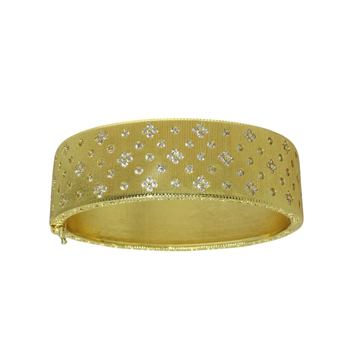 BRUSHED GOLD STAR BANGLE