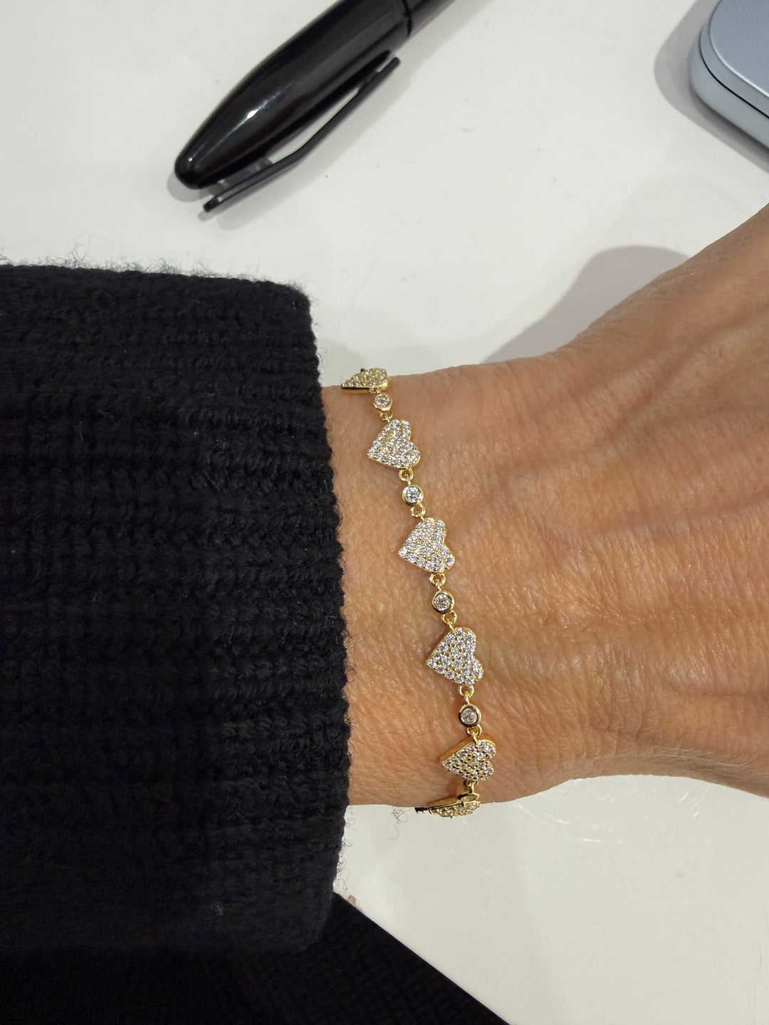 PAVÈ HEARTS BRACELET