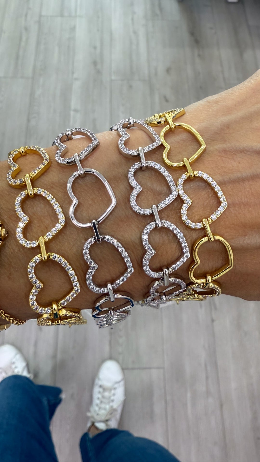 ALTERNATING CZ OPEN HEART BRACELET