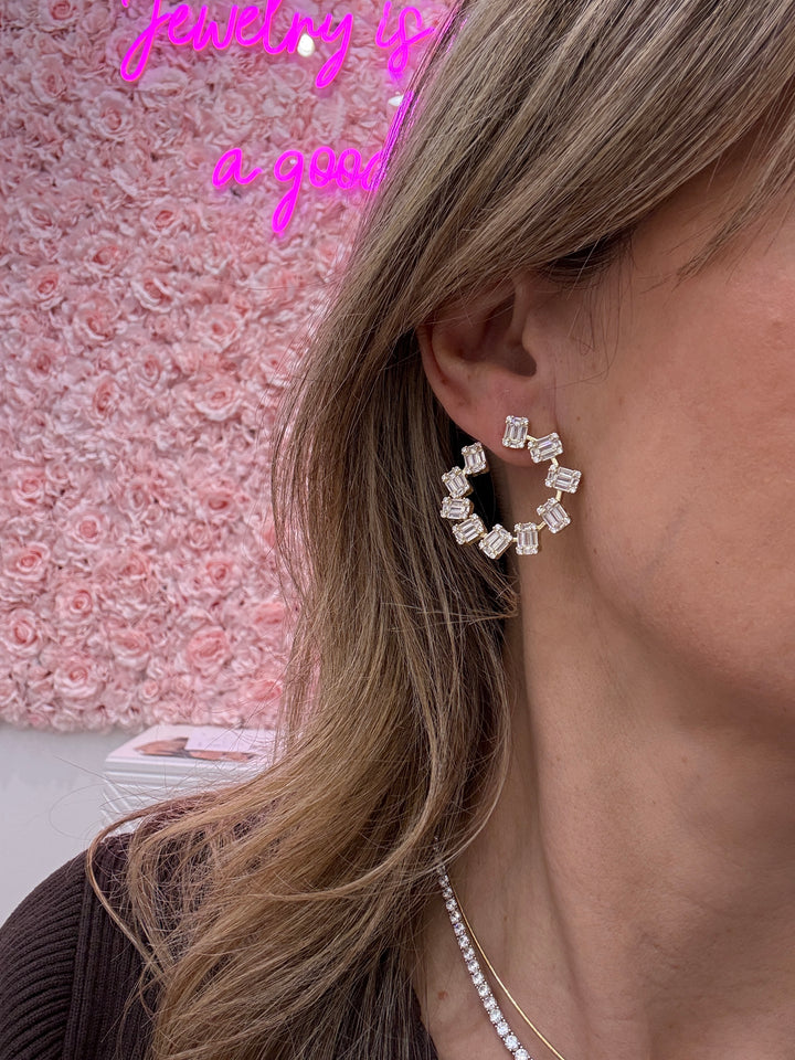 EMERALD CUT OPEN HOOP EARRINGS