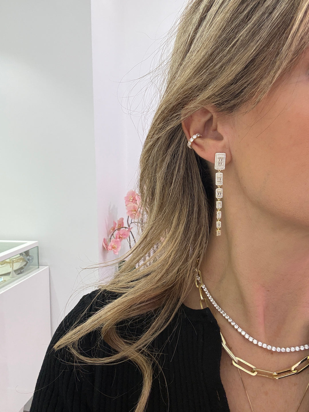 GRADUATING EMERALD CUT DROP EARRINGS