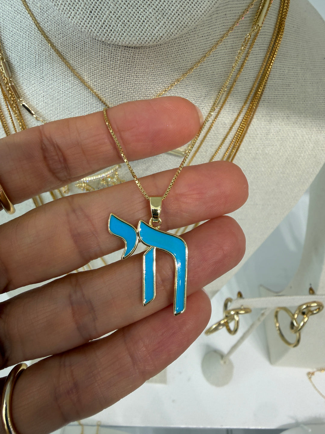 ENAMEL CHAI NECKLACE