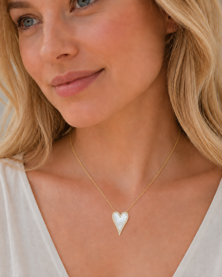ELONGATED ENAMEL HEART NECKLACE