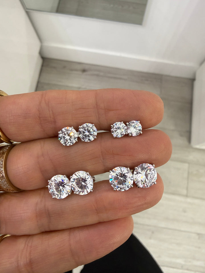 2 CARAT STUD EARRINGS