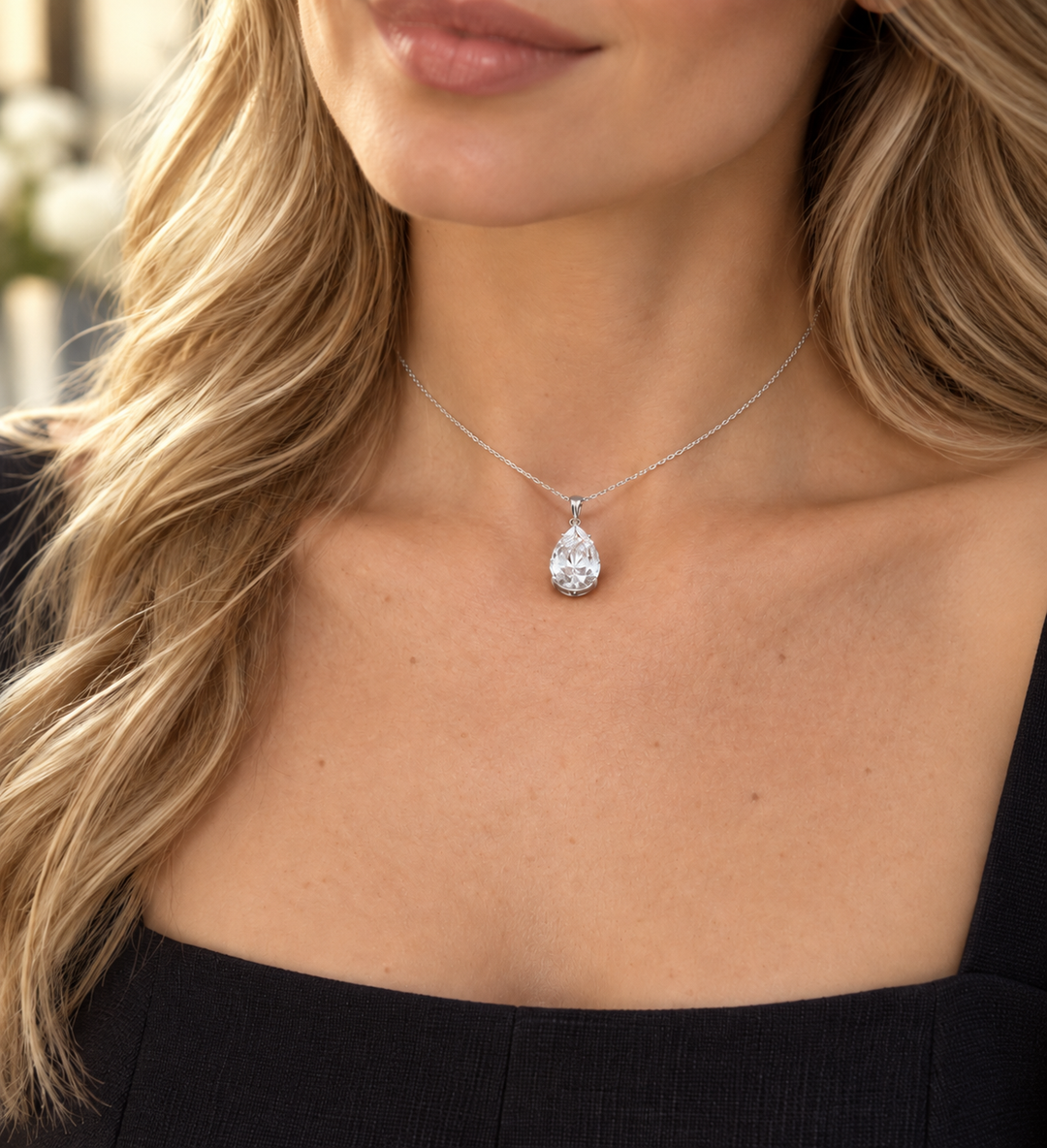 PEAR SOLITAIRE NECKLACE