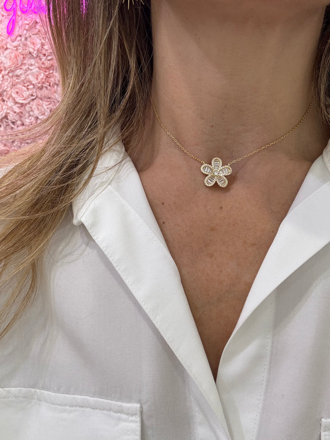 BAGUETTE FLOWER NECKLACE
