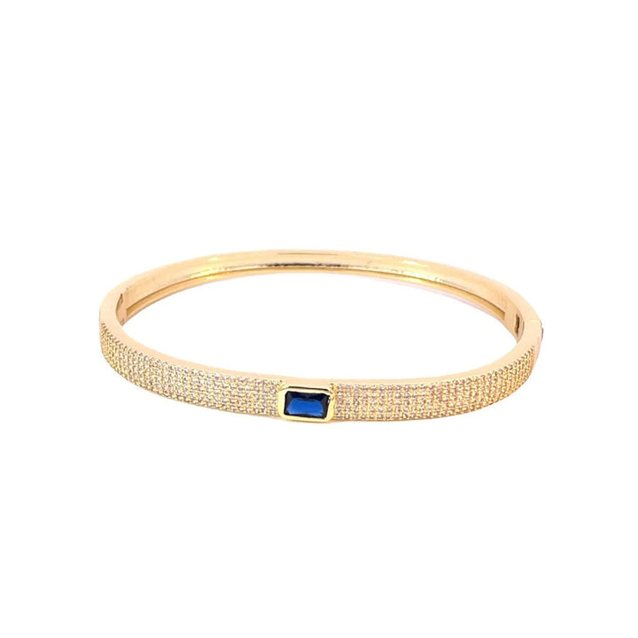 PAVÈ CENTER STONE BANGLE