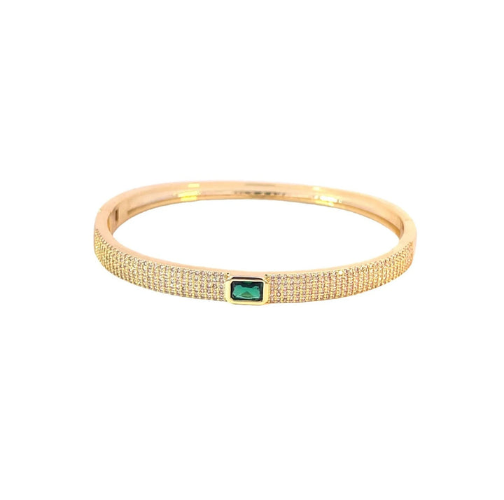 PAVÈ CENTER STONE BANGLE