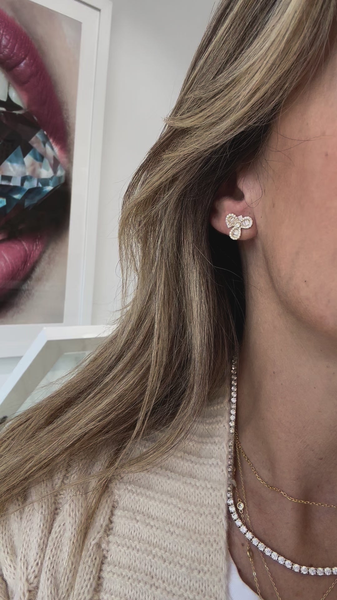 BAGUETTE 3 LEAF STUD EARRINGS