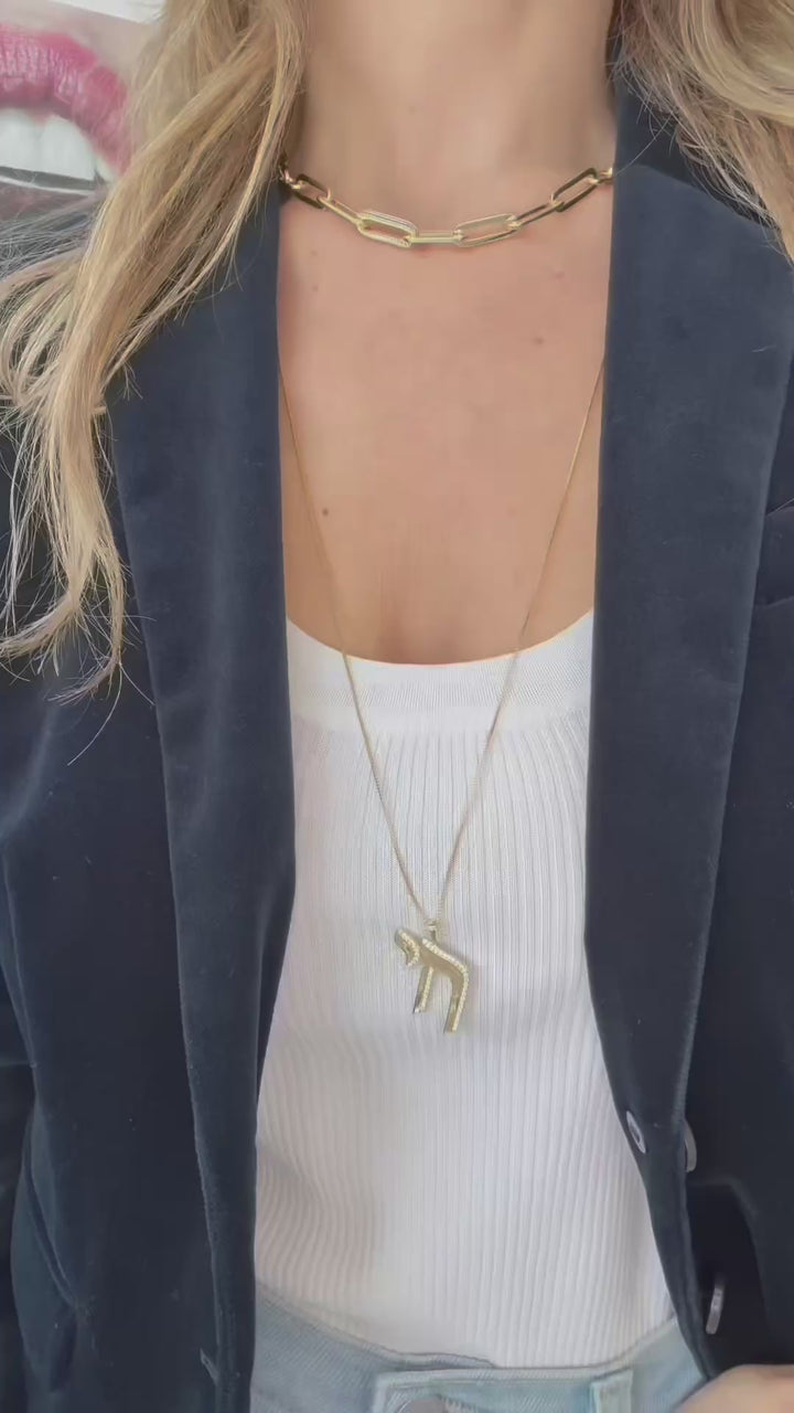 LARGE CHAI NECKLACE